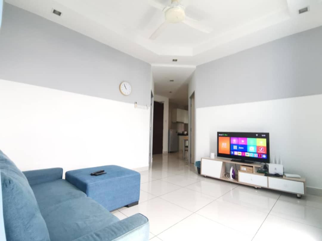 Homestay Kuala Lumpur ; Terminal Tbs ; Bukit Jalil Zewnętrze zdjęcie